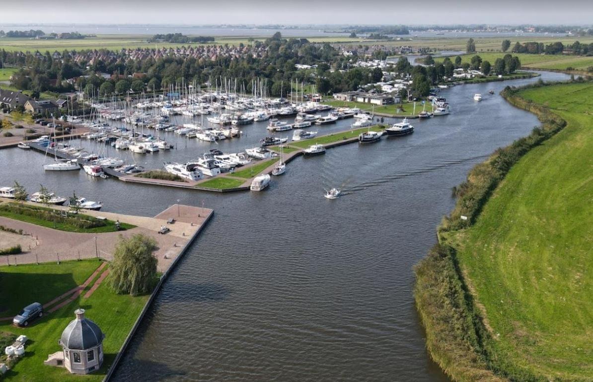 De Rakken Villa Woudsend Eksteriør billede