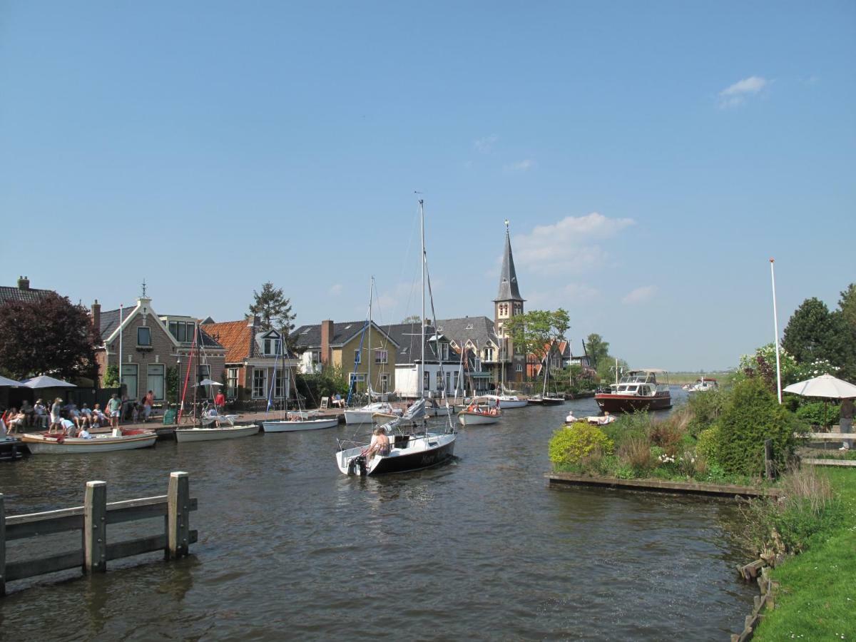 De Rakken Villa Woudsend Eksteriør billede